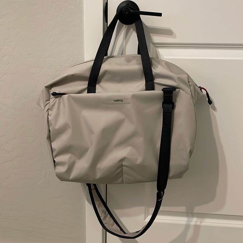 Bellroy Lite Duffel Weekender, Chalk, 30L